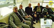 Viranşehir’de Bir Araya Gelmiş, Merhum Hacı Sinan Alay, Merhum Ömer Bayram, Nazım Yavuzkaplan, Mehmet Güllü ve Arkadaşı
