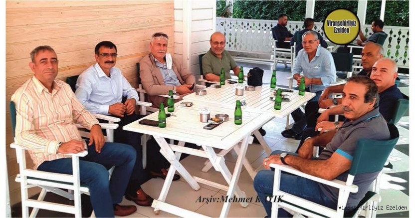 Hemşehrimiz Her Biri Viranşehir’de Yıllarca Çeşitli Alanlarda Esnaflık yapmış, İzmir’de Buluşan Necat Ölçer, Aslan Sever, Remzi Bahçeli, Abdullah Güven ve Arkadaşları
