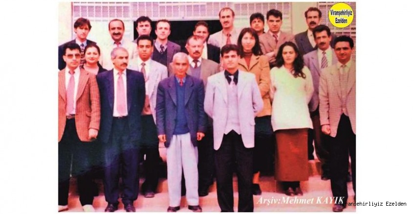 Viranşehir ‘de Yıllarca Okul Müdürlüğü yapmış, Müdür Abdulkadir Kaydı, Öğretmen Merhum Mehmet Yakıcı ve Arkadaşları