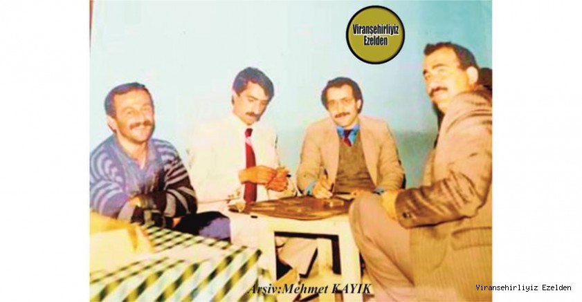 Viranşehir Lisesinde Birlikte okumuş, Emekli Öğretmenlerimizden, Mehmet Salih Dursun, Hüseyin Yalav, Bülent Laleoğlu ve Halil Taylan