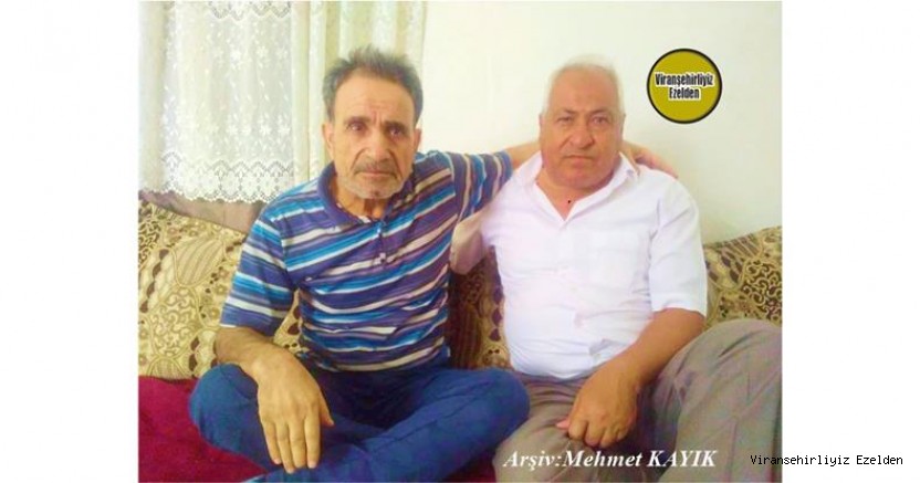 09 Eylül 2022 Günü Vefat etmiş, Viranşehir Vergi Dairesinde Yıllarca Memuriyet yapmış, Sevilen İnsan Merhum Ahmet Gülmüş ve Mehmet Büyükturan