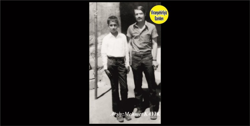 1968 Yılı Viranşehir Sakarya İlkokulu Öğrencilerinden Mehmet Adnan Ayaz ve Öğretmeni Mehmet Buhara