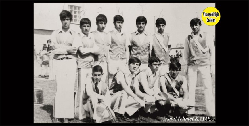 1970 li Yılların Viranşehir Lisesi bando Takımı Öğrencilerinden, Rıfat Genç, Ömer Acar, Mehmet Ethem Gök, Lütfü Azamlı, Ahmet Ezberci, Mehmet Şerif Adsız 