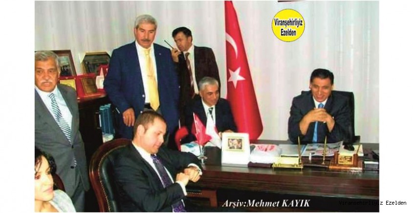 2010 Yılında Viranşehir’de Milletvekili Seçim Çalışmaları Programında, Milletvekili Adayı Merhum Avukat Fatih Şıhanlıoğlu, İstanbul Viranşehirliler Derneği Başkanı Necati Erol, Başkan Mehmet Ekinci