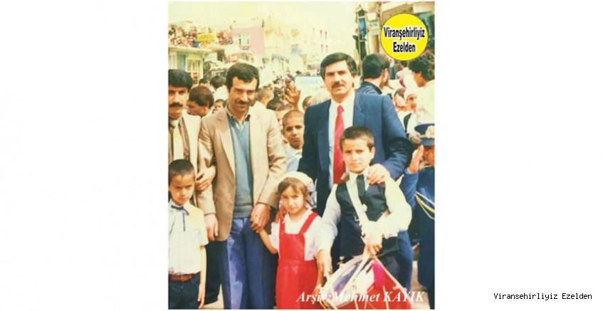 23 Nisan Töreninde  Viranşehir Yıllarca Öğretmenlik yapmış, Merhum Öğretmen Halil Köroğlu, Öğretmen Mustafa Alay, Esnaf Mehmet(Hamo Ekinci) Ekinci 