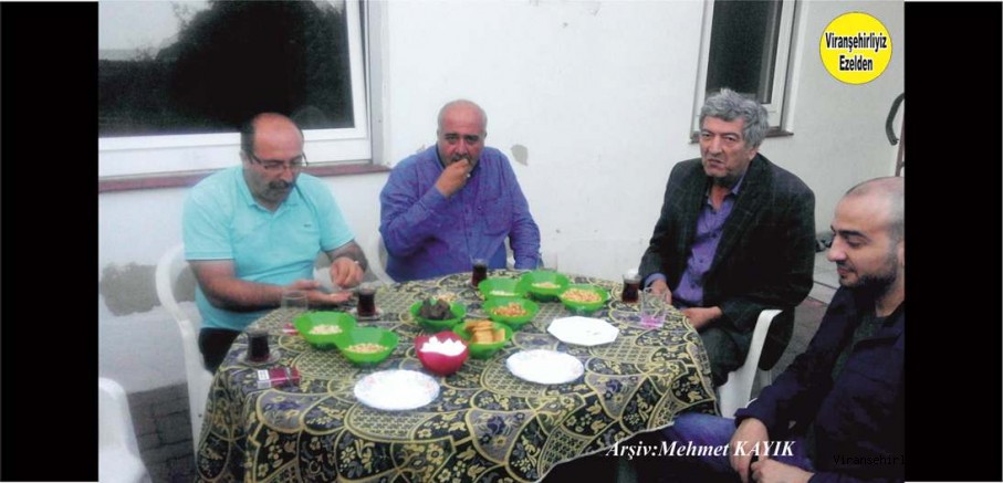 Almanya’da Bir Araya Gelmiş Arkadaşlardan Ömer Özkan, Ali Özdemir ve Kalo Şeyh Mustafa Azamlı