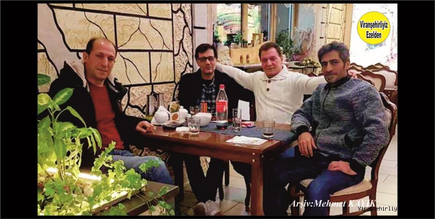 Almanya’da yaşayan, Almanya Harran Ocakbaşıda Biraraya Gelen, Fayık Seraç, Halil Uçar, Bavé Delila Nazdar olarak Tanınan Hakkı Bozkurt ve Mehmet Seyrek