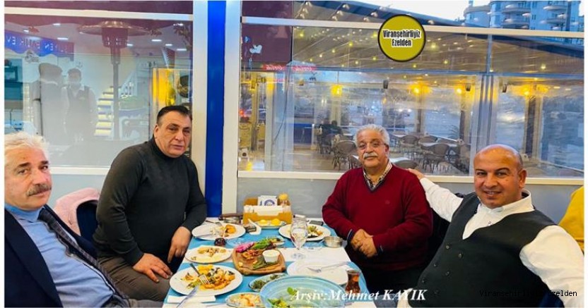 Antalya’da Yaşayan Turizm İşletmecisi İsmail Şubat, Orman Mühendisi Mehmet Bayoğlu, Kanaat Önderlerimizden İsa Misafirci ve Arkadaşı
