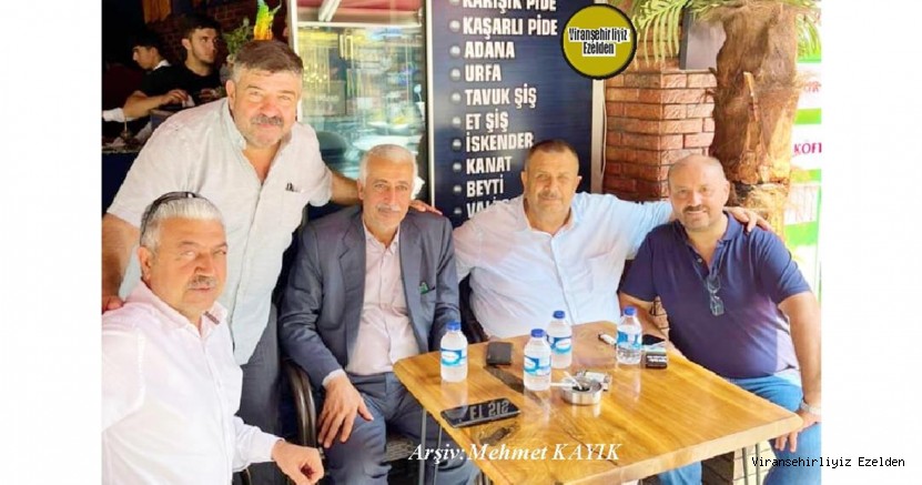 Düzce’de Bir Araya Gelmiş, İş İnsanı Seydi Köroğlu, Garip Köroğlu, Ömer Ağcan, Sıraç Bahçalı(Sıraç Usta) ve Mehmet Bahçalı