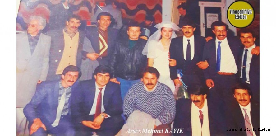 Emekli Öğretmen Mehmet Barzani Kumaraslan’ın Düğün Töreninde Babası Merhum Bubo Kumruaslan(Bubé Xamo Kumruaslan)
