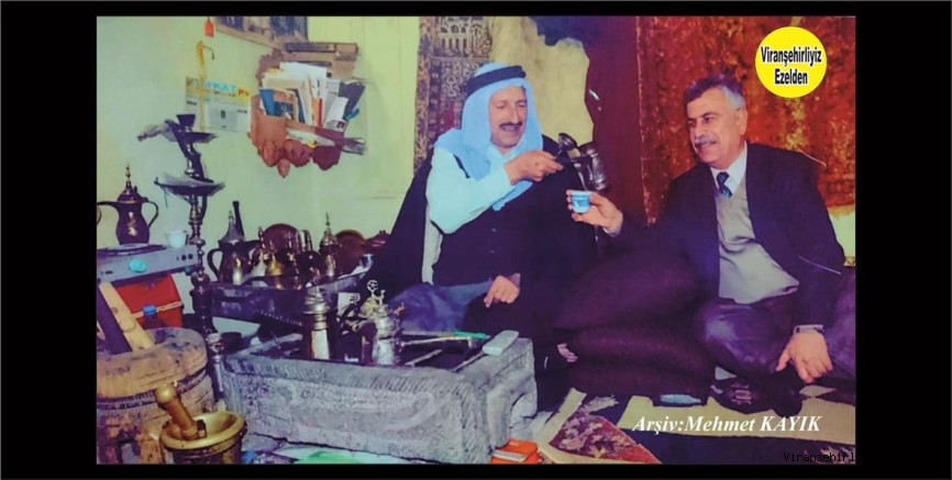 Hemşehrimiz Merhum Mustafa Vural (Mustafa 'ye Ğerzo) ve Müdür Ömer Sağır’a Mırra İkramı Yapılırken