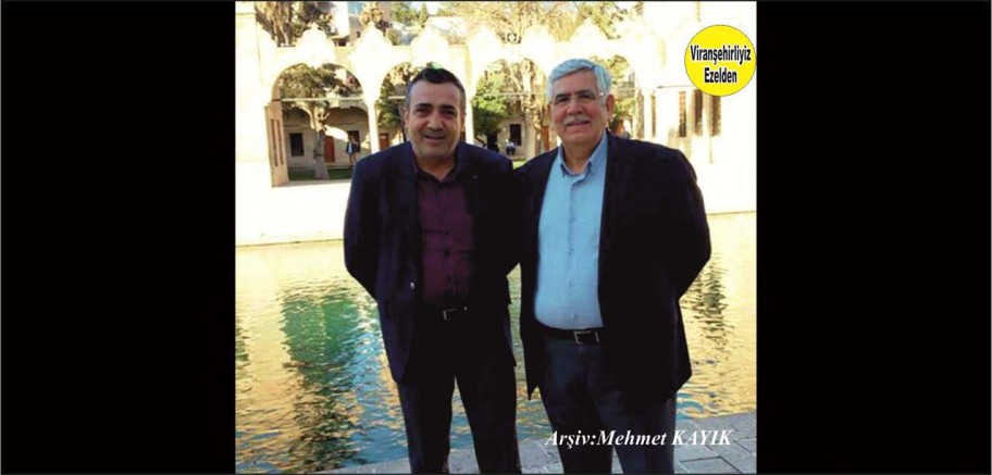 Hemşehrimiz Viranşehir’de Yıllarca Öğretmenlik yapmış, Sevilen İnsan Mustafa Alay ve Yeğeni Mithat Kemal Alay