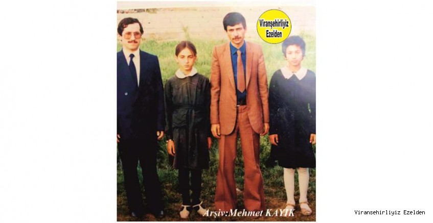 Hemşehrimiz Viranşehir Lisesi Eski Müdürlerinden olan Abdulkadir Yolcu, Öğrencileri ve Arkadaşı