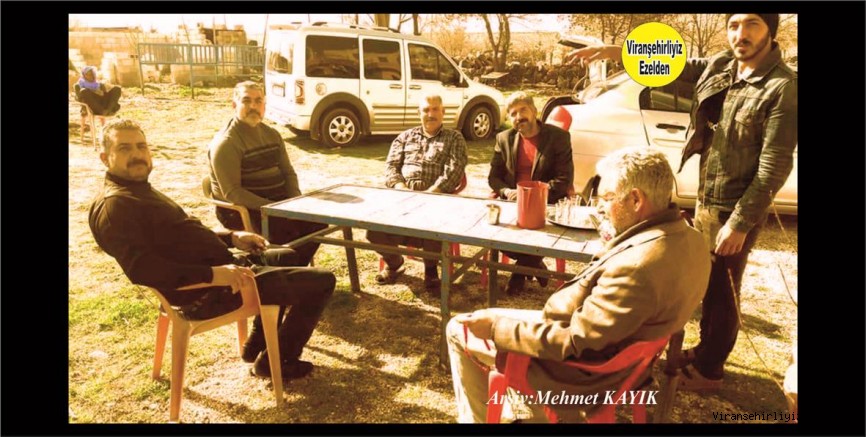 Hervani Köyü Muhtarı Suphi Özgeyikçi,  Hamza Özgeyikçi, Ahmet Eryol, Mehmet Özgeyikçi ve Emre Özgeyikçi
