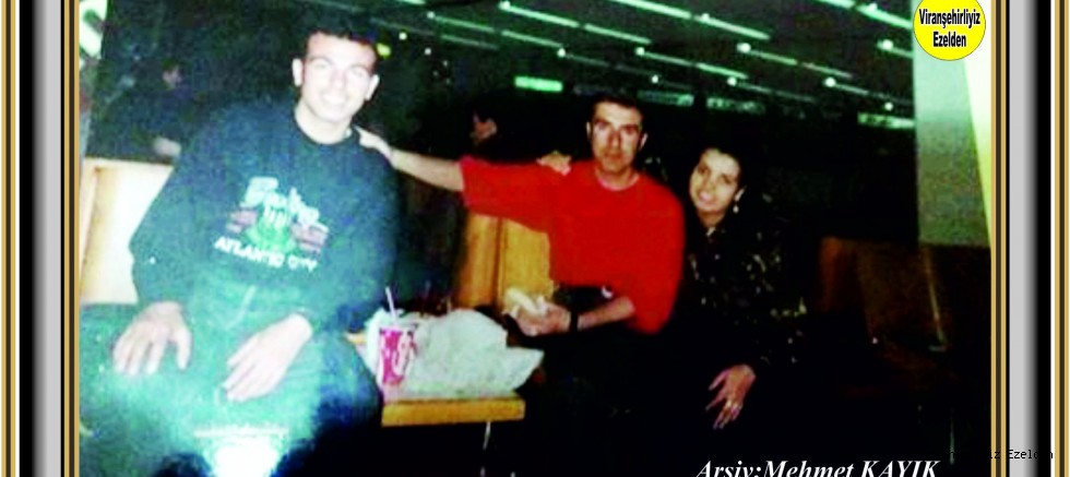 İbrahim EROL,  Ağabeyi Fethi EROL ve Eşi