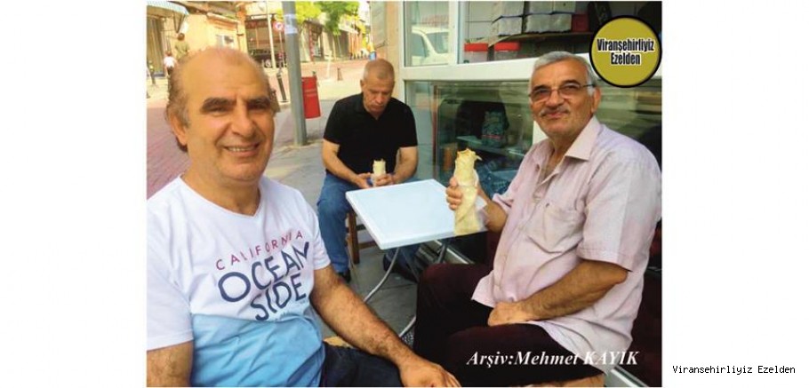 İstanbul’da yaşayan, Halil Çakın, Mehmet Özilice ve Merhum Fehmi Denli(Kürd Faxo)