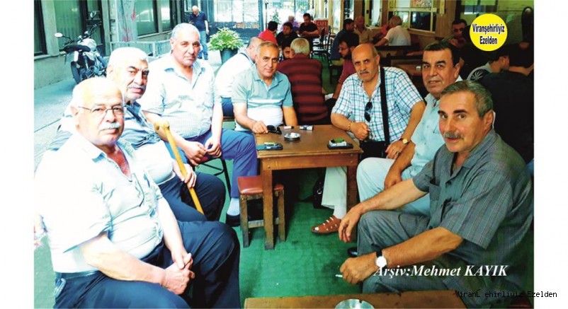 İstanbul Şirinevler’de Bir Araya Gelmiş, Merhum Ahmet Kaplan, Abdulgani Elaslan, Halil Özkılavuz, Mahmut Topkan, Rehan Kaya, Orhan Günhan ve Vahap Kılınç