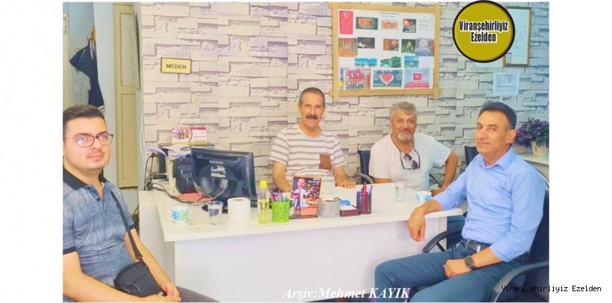 İzmir Çalışma ve İşkurmu(İŞKUR) İl Müdürlüğü Personeli Yılmaz Karaboğa ve İzmir Narlıbahçe Sürücü Kursu Sahibi Emekli Öğretmen Mustafa Gezgin