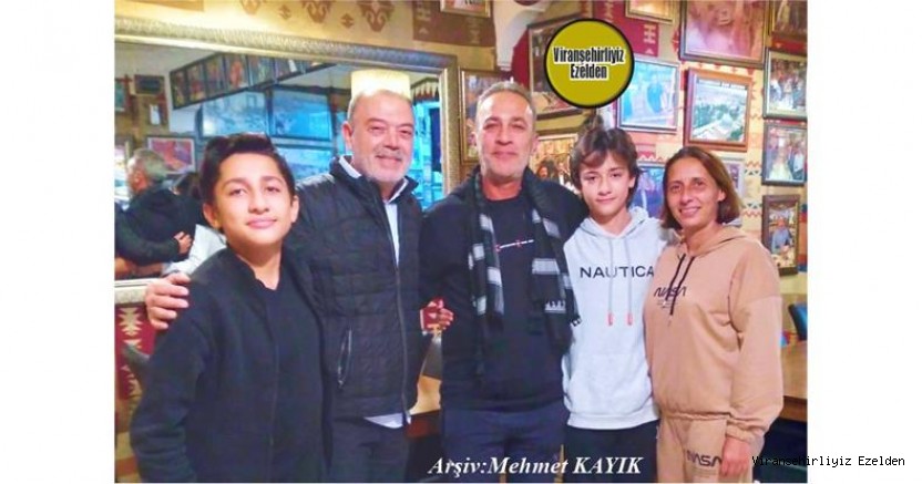  İzmir Çeşme Alaçatı’da Yaşayan Ahmet Şeren, Eşi Nihal Şeren, Emir Tuna Şeren, Toprak Ada Şeren, Bahçelievler Urfa Kebapçısı Ali Usta