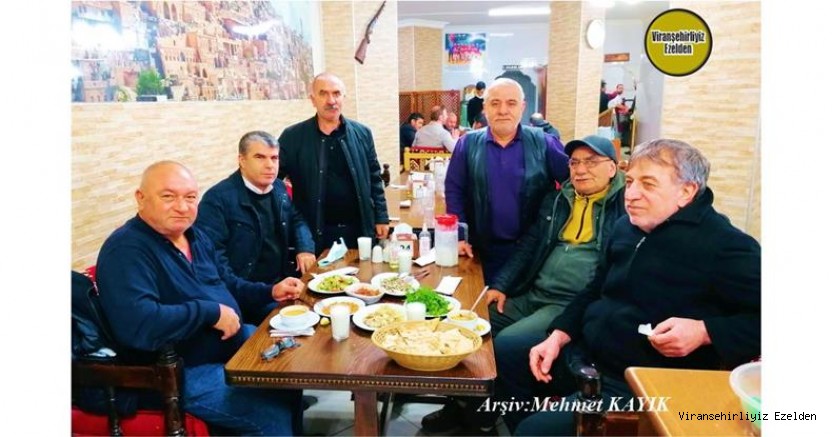 İzmit Körfez’de Yaşayan Viranşehirspor Futbol Takımı Eski Teknik Direktörü, Ali Özgögerçin(Ali Hoca), Mehmet Salmaş, Ahmet İnanç, Çetin Zerenoğlu, Halil Kar ve Abdulkadir Özkan