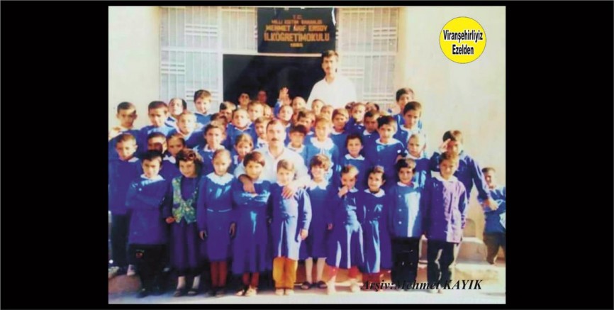 Mehmet Akif Ersoy  İlköğretim Okulu Öğrencileri ve Öğretmeni Muhterem Kurt 