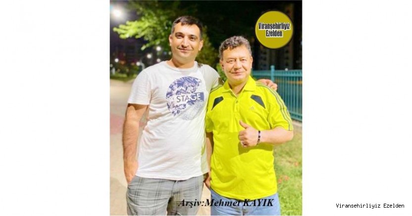 Mersin’de Ayrılmaz İkili olarak Bilinen, Gerçek Dost, Gerçek Arkadaş, Hatta Kardeş Kadar yakın ve Sadık olan, Merhum Selahaddin Özyavuz ve Çok Sevdiği Abdurrahman Çapa