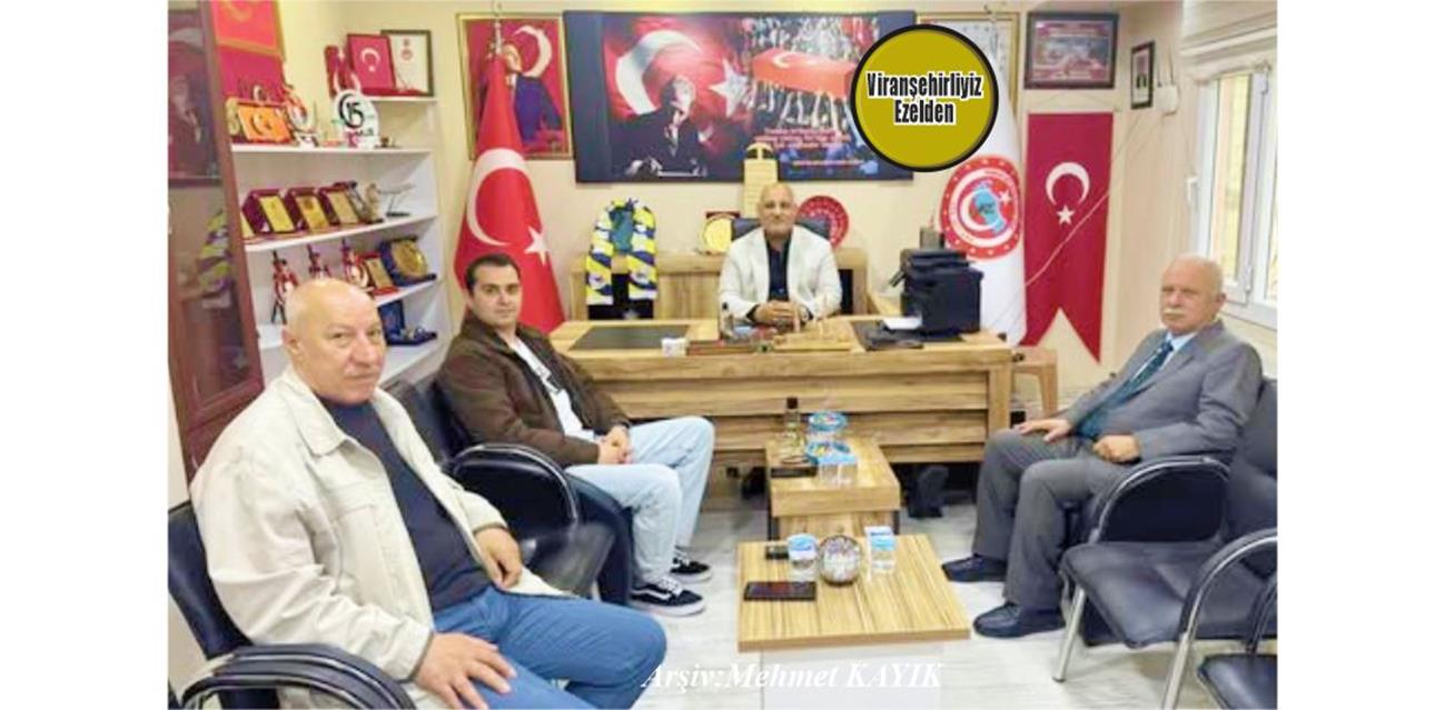 Viranşehir Gaziler ve Şehitler Derneği Başkanı Seyyit Mücahit Seyyid, Viranşehir Askerlik Şubesi Başkanı Üsteğmen Mehmet Onur Barıtlı ve Memur Mehdi Turgut