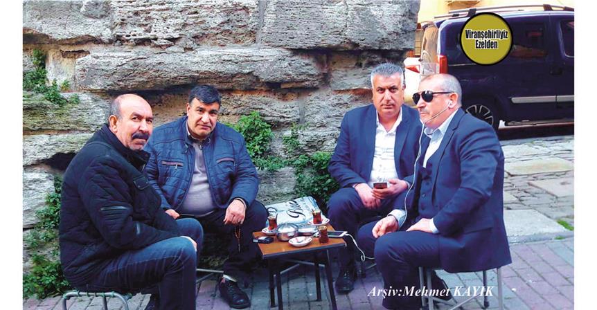 İstanbul Topkapı Semtinde Bir Araya Gelmiş Hüsnü Çakar, Hüseyin Bilici, Mehmet Coşkun ve Ahmet Yıldırım