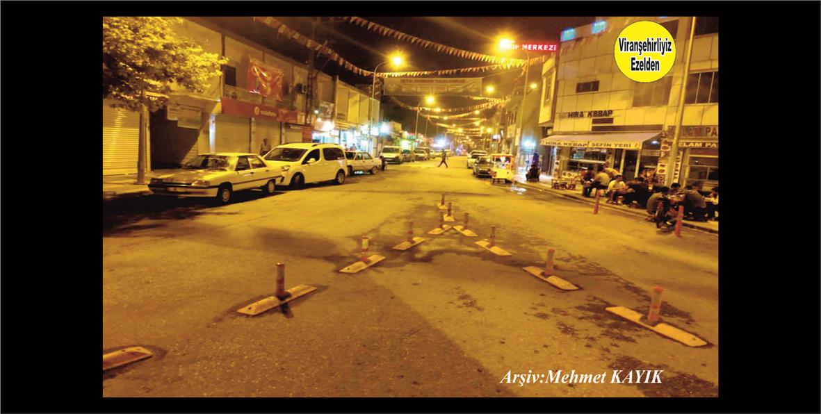 Viranşehir Cumhuriyet Meydanı.