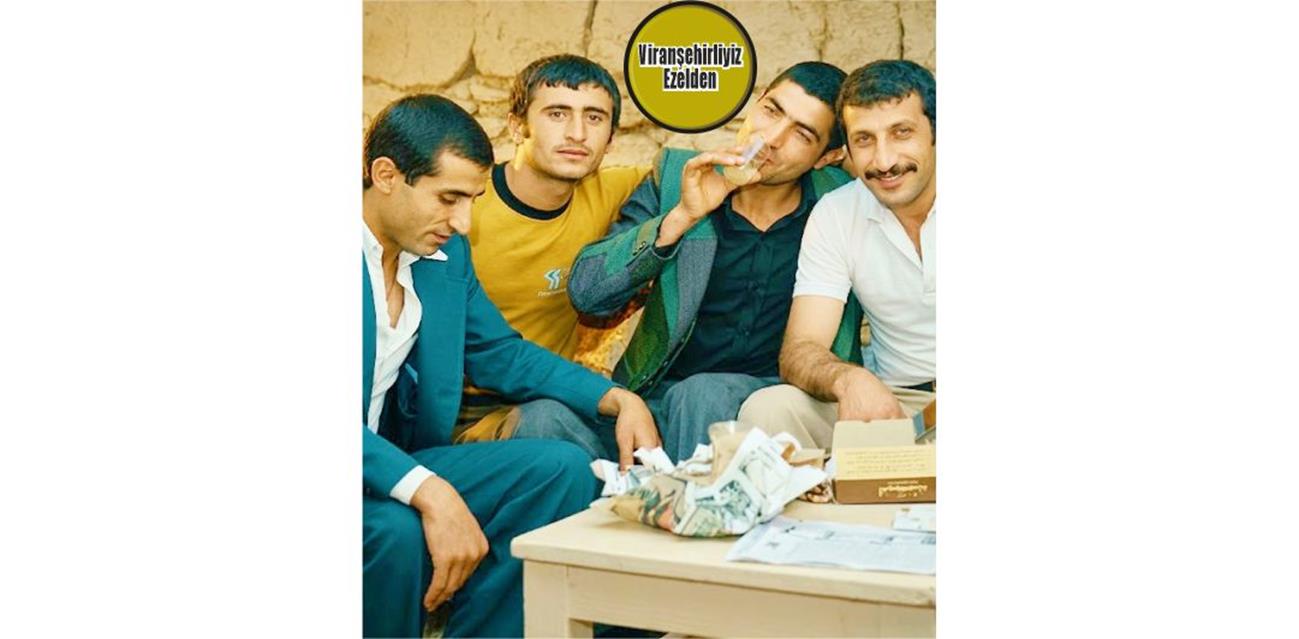 Emekli Öğretmen Abdulkadir Kaydı, Emekli Öğretmen Sefer Aytar, Emekli Öğretmen Merhum Mehmet Yılmaz ve Arkadaşları Ahmet Akdoğan(Beton Ahmet)