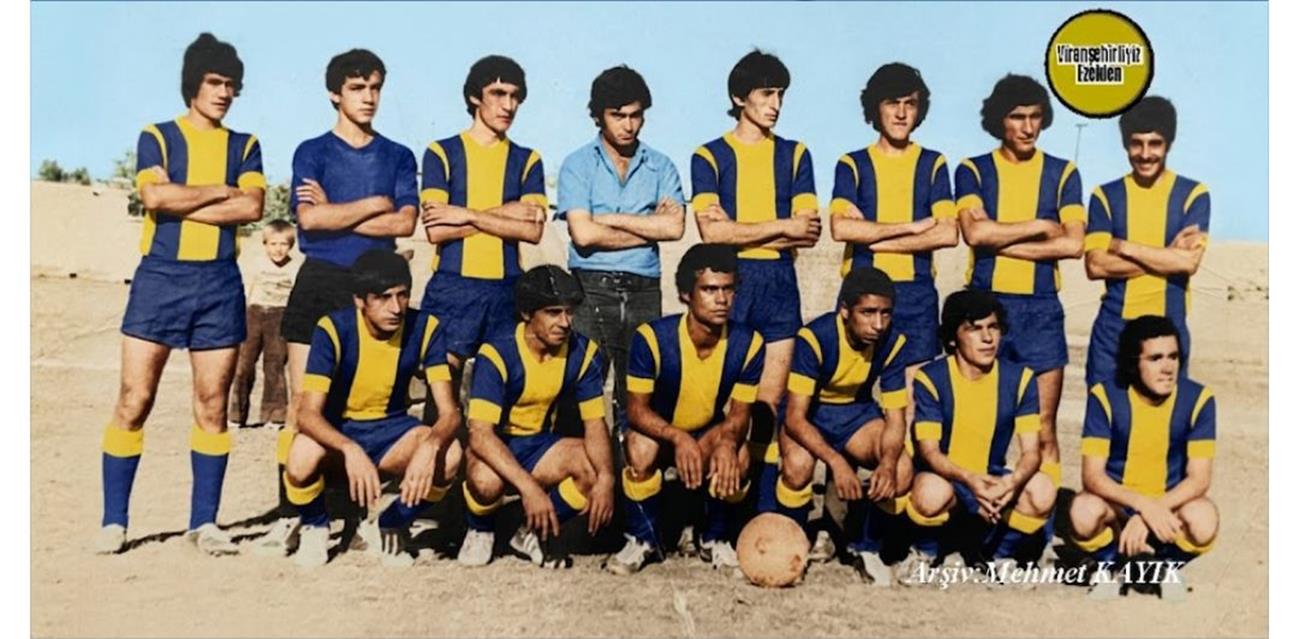 Viranşehirspor Amatör Futbol Takımının Eski Futbolcularından Merhum Mehmet Keskin, Merhum Hikmet Kartal, Merhum İsmet Tepret, Merhum İsmail Çakın, Merhum Mehmet Kolbudak(Cakul- Apa), Mehmet Behlül, Casım Özçelik