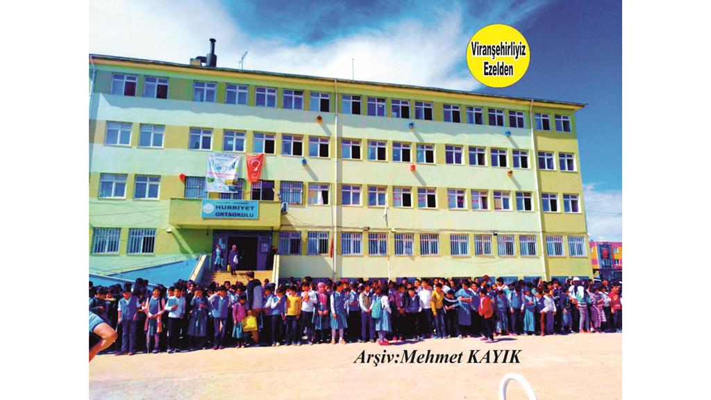 Viranşehir Hürriyet Mahallesinde Bulunan Hürriyet Ortaokulu,