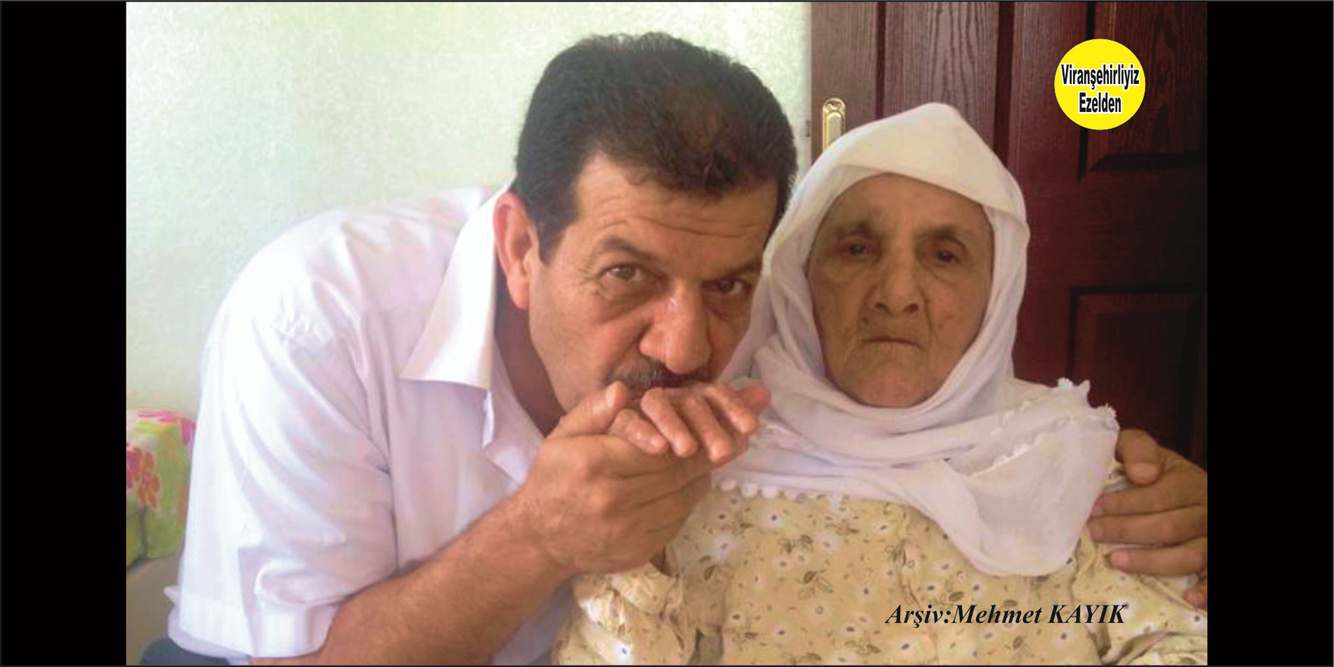 Viranşehir’de Mama Ayşe Olarak Tanınan, Değerli Annelerimizden Olan, Merhume Hacı Ayşe Güzelses ve Oğlu Necati Güzelses