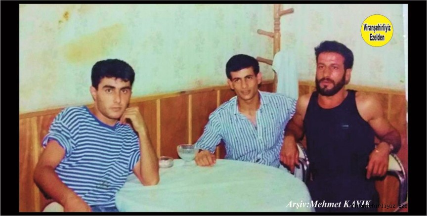 Ressam - Profesyonel Futbolcu Merhum Ahmet Kayık, Aziz Güldaş ve Hacı Güner
