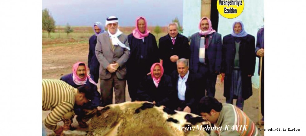 Sevilen Eşraflarımızdan Hacı Suphi Akışık, Mehmet Kaya, Ali Yüzücü, Hamdoş Perni ve Akrabaları