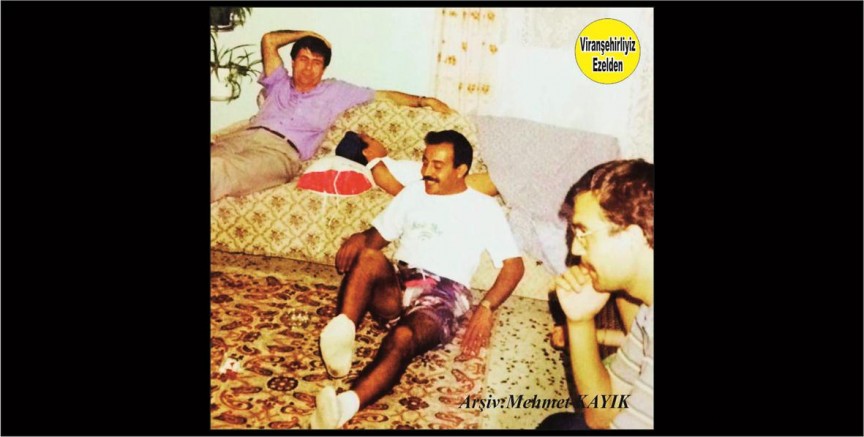 Şimdi Bu Güzel Üç İnsanda Yaşamıyor