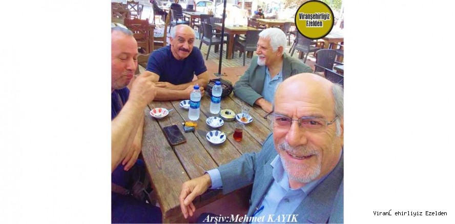 Uzun Yıllardan Beridir İzmir’de Yaşayan Öğretmen Mehmet Küçük, Öğretmen Abdulkadir Kaydı, Nuri Duygu ve Ekrem Karakaya