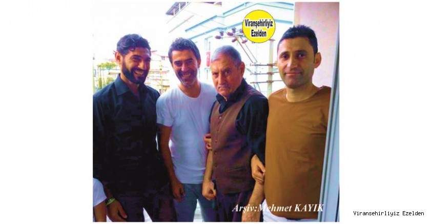 Vefatnın 2. yılında Viranşehir’de Taksici Memi Dayı Olarak tanınan Merhum Mehmet Özaslan ile Çocukları Murat Özaslan, Serhat Özaslan