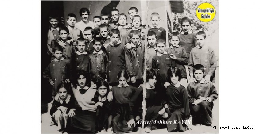 Viranşehir Atatürk İlkokulu Eski Öğretmenlerinden Yasin Güldaş, Eski Öğrencilerinden Mehmet Can Çelikten ve Arkadaşları