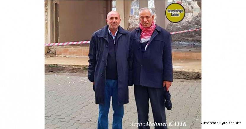 Viranşehir Belediyesi Fen İşleri Müdürlüğünde Yıllarca Beraber Görev yapmış, Müdür Hıdır Çakar ve Arkadaşı Abdulkadir(Kado) Kırmızı