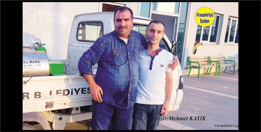 Viranşehir Belediyesi İlaçlama Bölümü Personellerinden Eyyüp Bilen ve Viranşehir Org Gazetesi Sayfa Yazarı Abbas Mutlu
