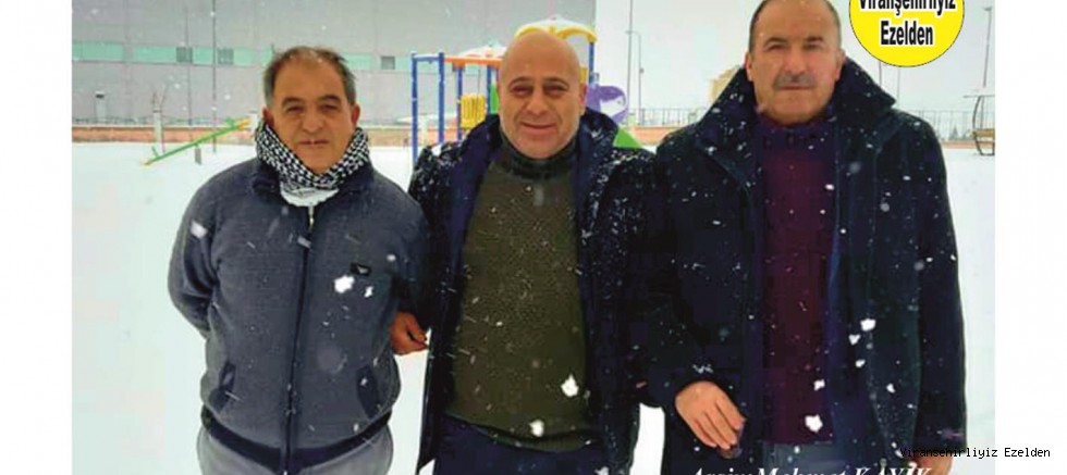 Viranşehir Belediyesi Personellerinden, Evlendirme Memuru İbrahim Kahraman, Ahmet Yağan ve Çetin Diken