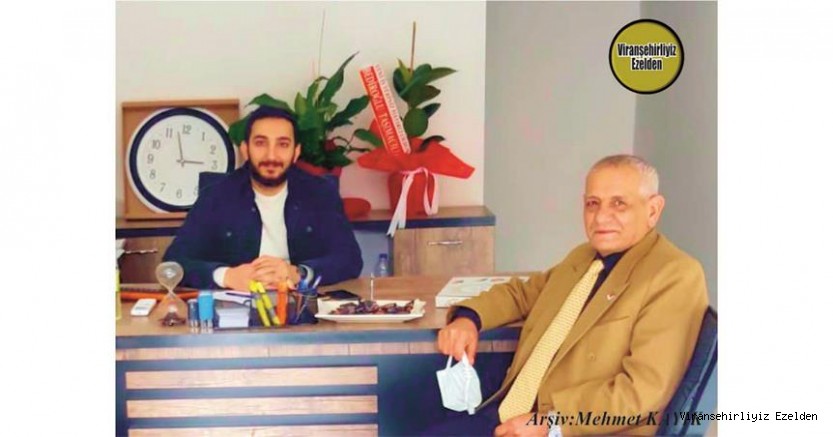 Viranşehir CHP İlçe Başkanı Remzi Taylan ve Yeğeni Eyyüp Sabri Taylan’ın Viranşehir’de Yeni Açmış olduğu Sigorta Firmasında ziyareti esnasında çekilmiş Bir Fotoğraf