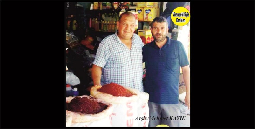 Viranşehir Cumhuriyet Meydanında Yıllarca Gıda Sektöründe Esnaflık Yapmış, Mahmut Aslan(Mahmut Amca) ve Ali Kılıç(Çaycı Ali)
