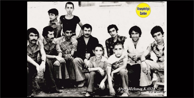Viranşehir’de 1970 li Yılların Demokrat Gençlerinden, Merhum Halil Suman, Merhum Mustafa Gören, Merhum Mehmet Feyzi Şıhanlıoğlu Halil Necati Duygu, Abdulkadir Kaydı, Fethi Taylan