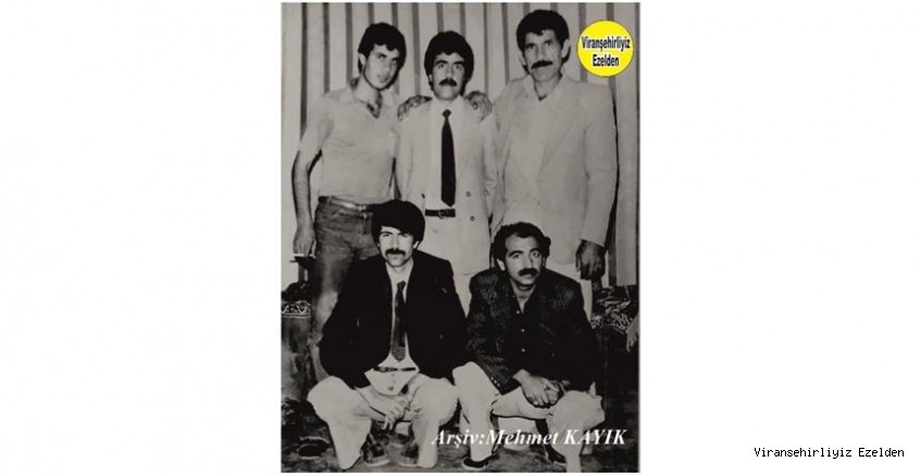 Viranşehir’de Berber Hassun olarak tanınan, Merhum Hassun Erol, Merhum Adnan Önen, Emekli Öğretmen Beşir Önen(Beşir Hoca), Gani Önen(Berber Gani) ve Arkadaşı