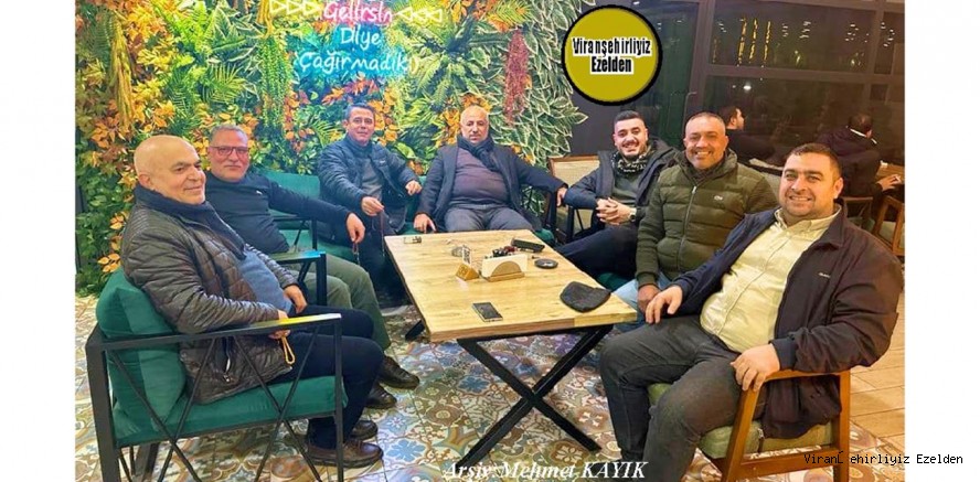 Viranşehir’de Bir Araya Gelmiş, Aslan Kuranlıoğlu, Mehmet Çakmaz, Mustafa Bayrak Apo Yüksel, Eyyüp Çiftçi ve Sabri Doğru