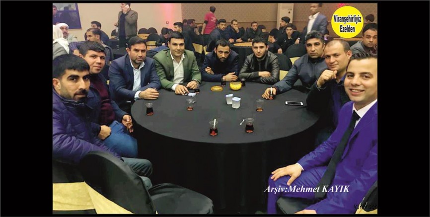  Viranşehir’de Bir Düğün Töreninde Bir Araya Gelmiş, Mehmet Uluğtürken Sultan Sancak, Seyfettin Çatsan, Buban Altın, Feyzi Kolağası, Cebeli Sancak VE Salih Sürücü