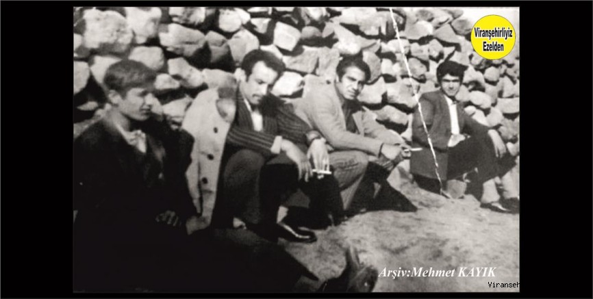 Viranşehir’de Geçmiş Dönemin Sinemacıları olarak tanınan Hıdır Açık, Mustafa Şipar, Ali Soran(Ali Kambur) ve Arkadaşı