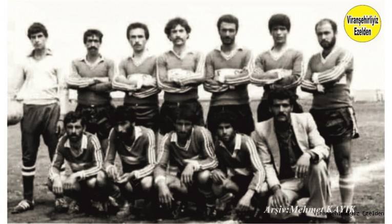 Viranşehir’de Geçmiş Dönemlerde Kaymakamlık Bahar Futbol Turnuvasında Başarılı Takım Kurmuş Sulutepespor Kaptan Sinan Bozyıl, Süleyman Torunlu, Mahmut Sar(Kaleci), Feyzi Babat(Yönetici)